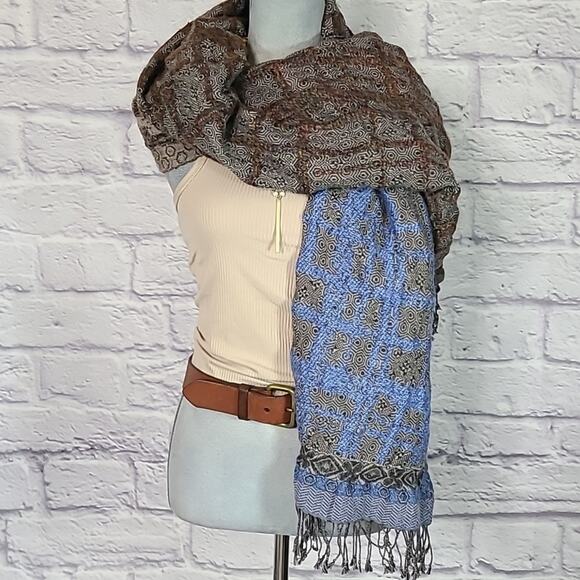 SAACHI wool blend scarf/wrap - Picture 2 of 8